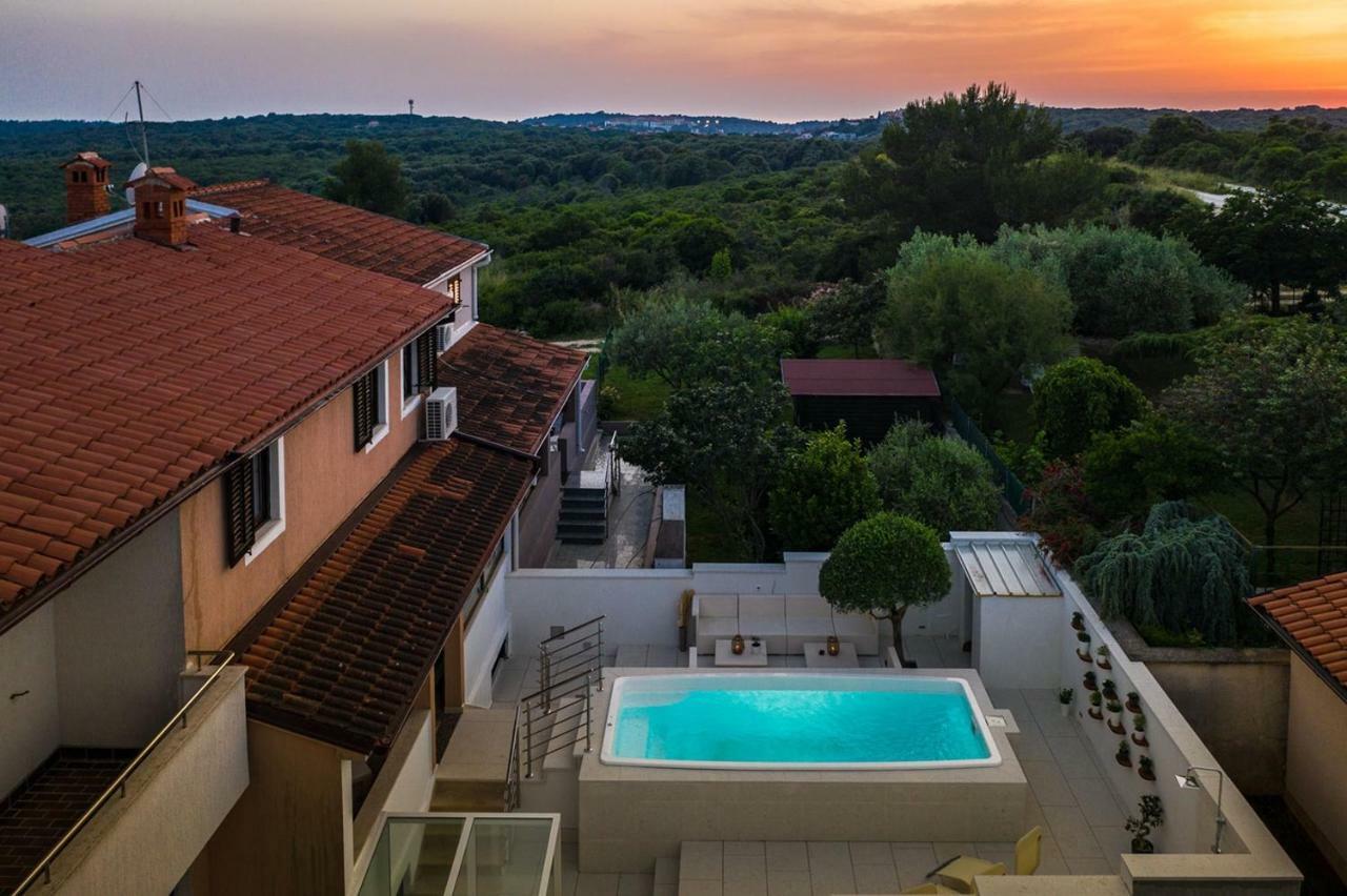 Cave Romane Apartment With Private Pool And Sea View 빈쿠란 외부 사진